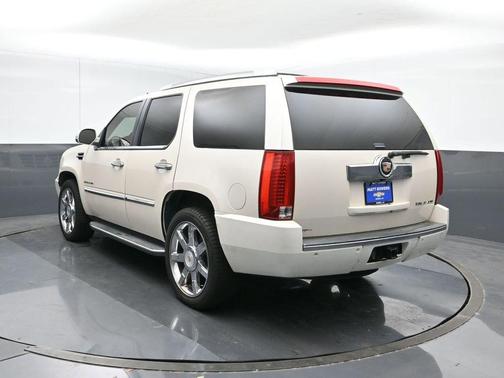 2013 Cadillac Escalade Luxury
