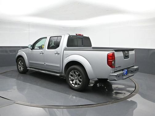 Brilliant Silver Metallic 2019 Nissan Frontier SL