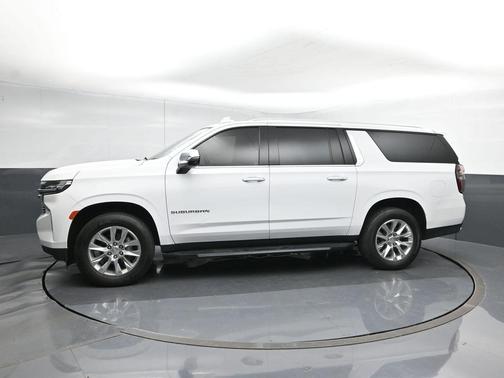 Summit White 2021 Chevrolet Suburban Premier
