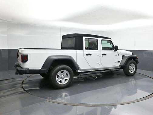 Bright White Clearcoat 2020 Jeep Gladiator Sport