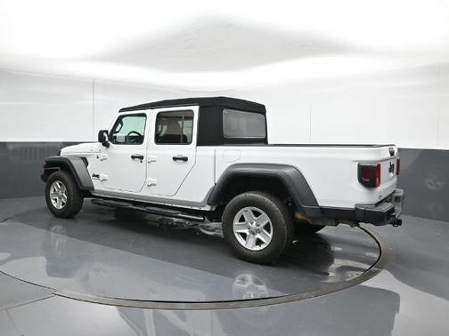 Bright White Clearcoat 2020 Jeep Gladiator Sport