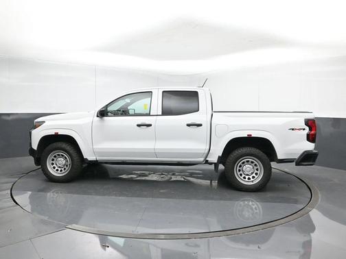 2024 Chevrolet Colorado WT