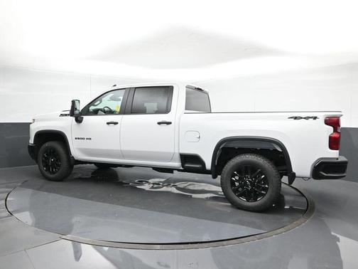2025 Chevrolet Silverado 2500 Custom