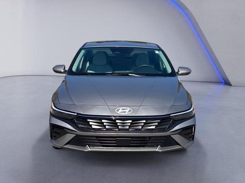 2025 Hyundai ELANTRA HEV Limited