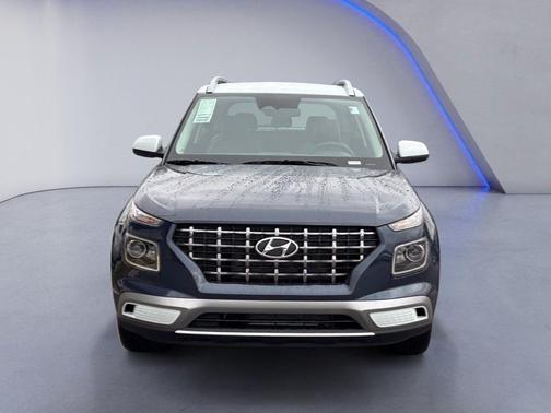 Denim w/White Roof 2026 Hyundai VENUE SEL w/Two-Tone Roof