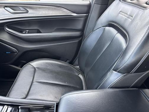 2024 Jeep Grand Cherokee Overland