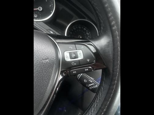 2018 Volkswagen Tiguan 2.0T SE