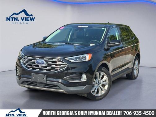 Black Metallic 2022 Ford Edge Titanium
