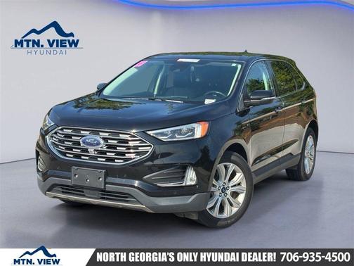 Black Metallic 2022 Ford Edge Titanium