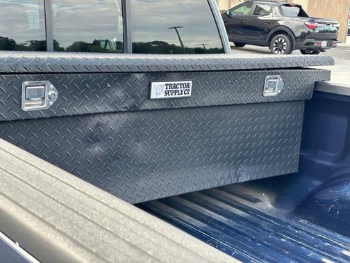 Blue 2014 Ford F-150 XLT