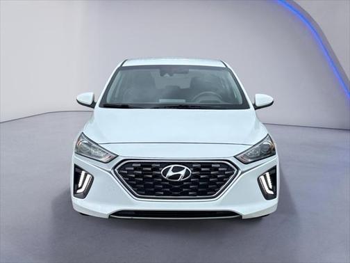 2020 Hyundai IONIQ Hybrid SE