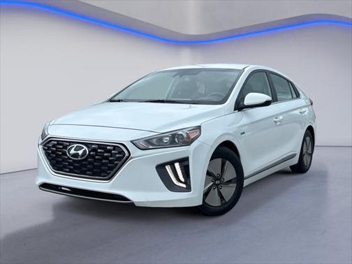 2020 Hyundai IONIQ Hybrid SE