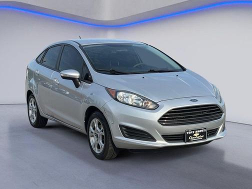 Ingot Silver 2014 Ford Fiesta SE