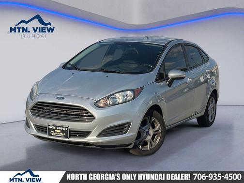Ingot Silver 2014 Ford Fiesta SE