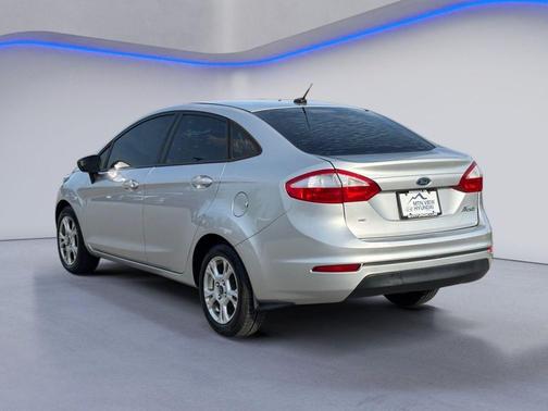 Ingot Silver 2014 Ford Fiesta SE