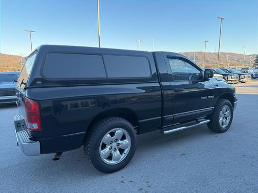 2004 Dodge Ram 1500 SLT