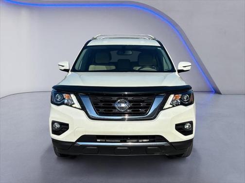 2017 Nissan Pathfinder SV