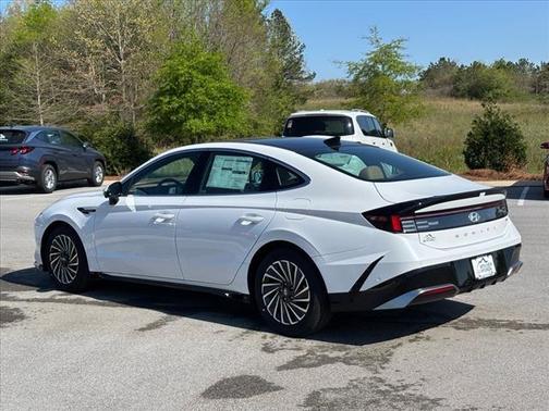2025 Hyundai SONATA Hybrid Limited