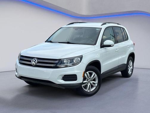 Pure White 2016 Volkswagen Tiguan S