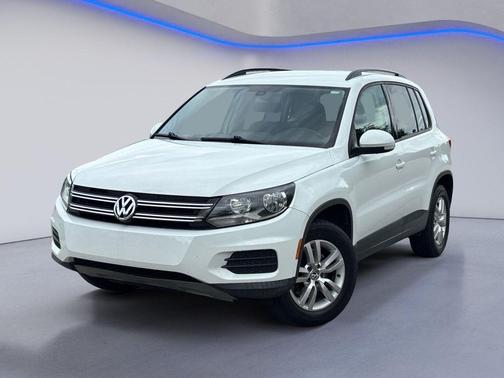 Pure White 2016 Volkswagen Tiguan S