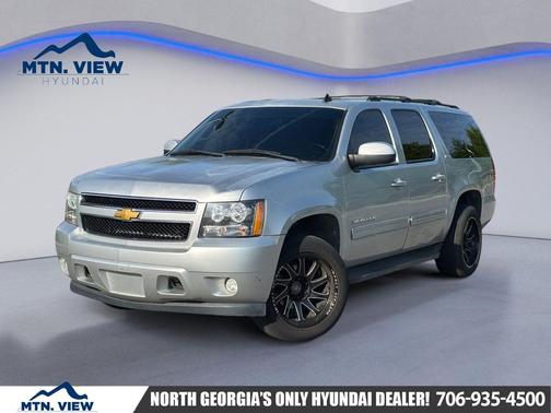 Silver Ice Metallic 2013 Chevrolet Suburban 1500 LT