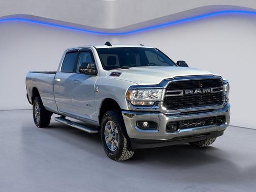 2021 RAM 2500 Big Horn Crew Cab 4x4 8' Box