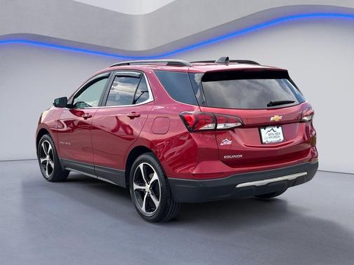Radiant Red Tintcoat 2024 Chevrolet Equinox 1LT