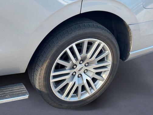 Silver Metallic 2024 Ford Expedition Platinum