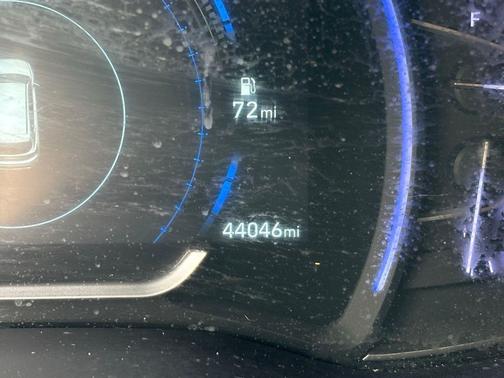 2019 Hyundai SANTA FE SEL 2.4