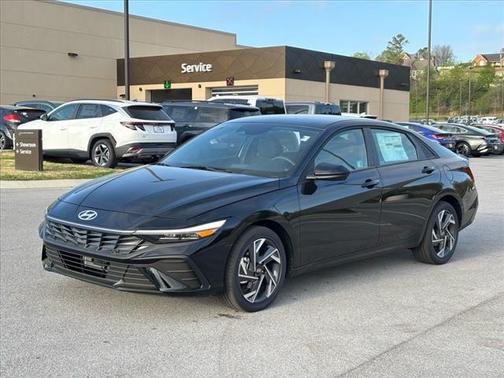 Abyss Black 2025 Hyundai ELANTRA HEV SEL Sport