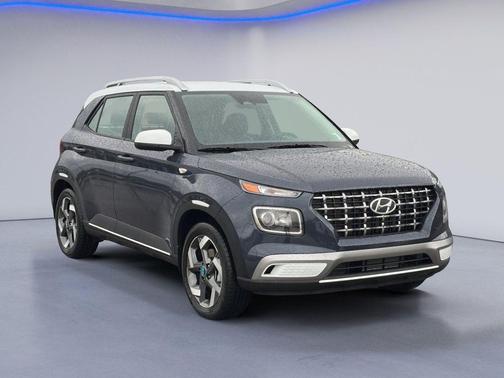 Denim w/White Roof 2026 Hyundai VENUE SEL w/Two-Tone Roof