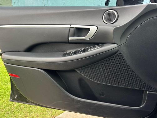 Onyx Black 2024 Hyundai SONATA SEL