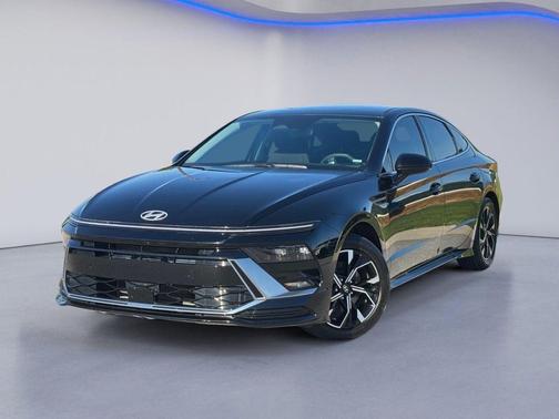Onyx Black 2024 Hyundai SONATA SEL