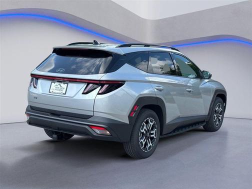 Shimmering Silver 2026 Hyundai TUCSON XRT