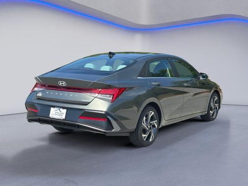 Amazon Gray 2026 Hyundai ELANTRA Limited