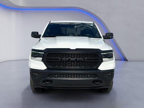 Bright White Clearcoat 2023 RAM 1500 Big Horn/Lone Star