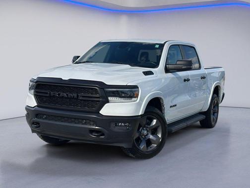 Bright White Clearcoat 2023 RAM 1500 Big Horn/Lone Star