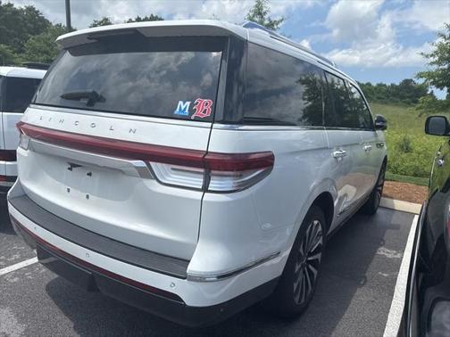 2022 Lincoln Navigator Reserve