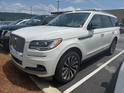 2022 Lincoln Navigator Reserve