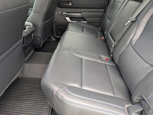 2024 Toyota Tundra Hybrid Platinum