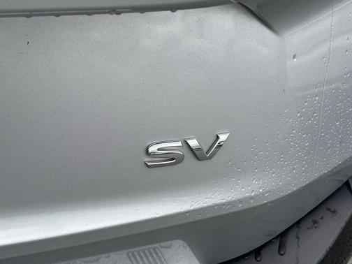 Brilliant Silver Metallic 2023 Nissan Rogue SV