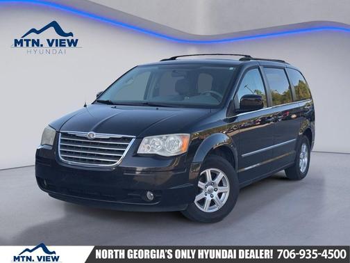 2010 Chrysler Town & Country Touring