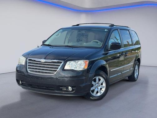 2010 Chrysler Town & Country Touring