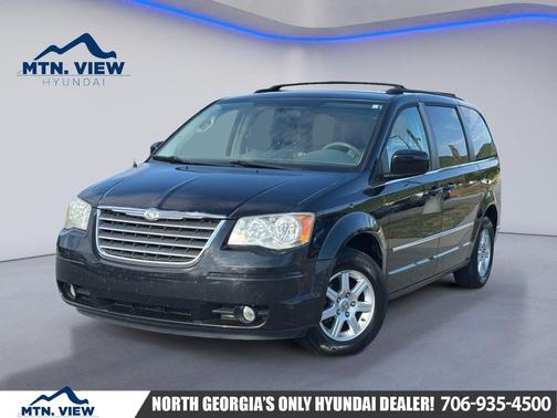 2010 Chrysler Town & Country Touring