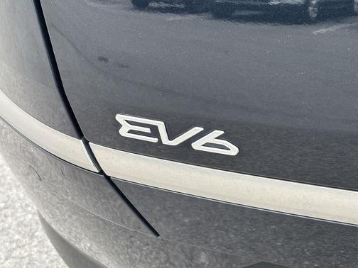 2023 Kia EV6 Wind