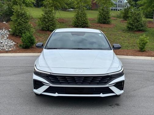 2025 Hyundai ELANTRA Sport