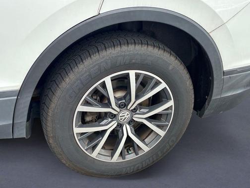 Pure White 2021 Volkswagen Tiguan 2.0T S