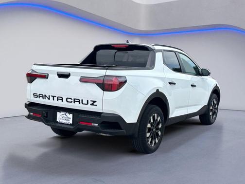 Atlas White 2026 Hyundai SANTA CRUZ SEL Activity