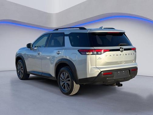 2024 Nissan Pathfinder SV FWD