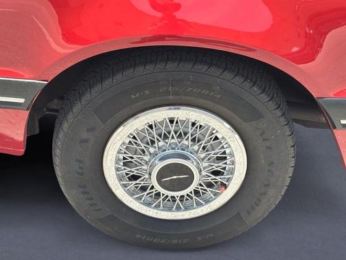 Green 1987 Ford Thunderbird Base